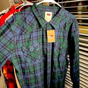 Levi’s Button Down